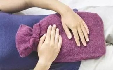 排出體內(nèi)寒濕，煥發(fā)健康光彩 扶陽紅光帶的護(hù)體新體驗(yàn)