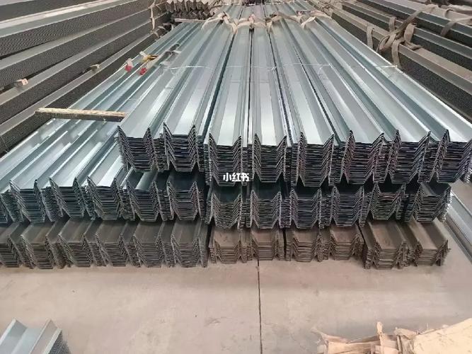 綠色建筑新紀(jì)元 BIPV系統(tǒng)中的光伏支架、防水槽與電纜橋架制造解析